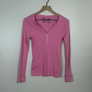 No Boundaries Y2K Henley Top L Pink Ribbed Heart Button Lettuce Edge Coquette